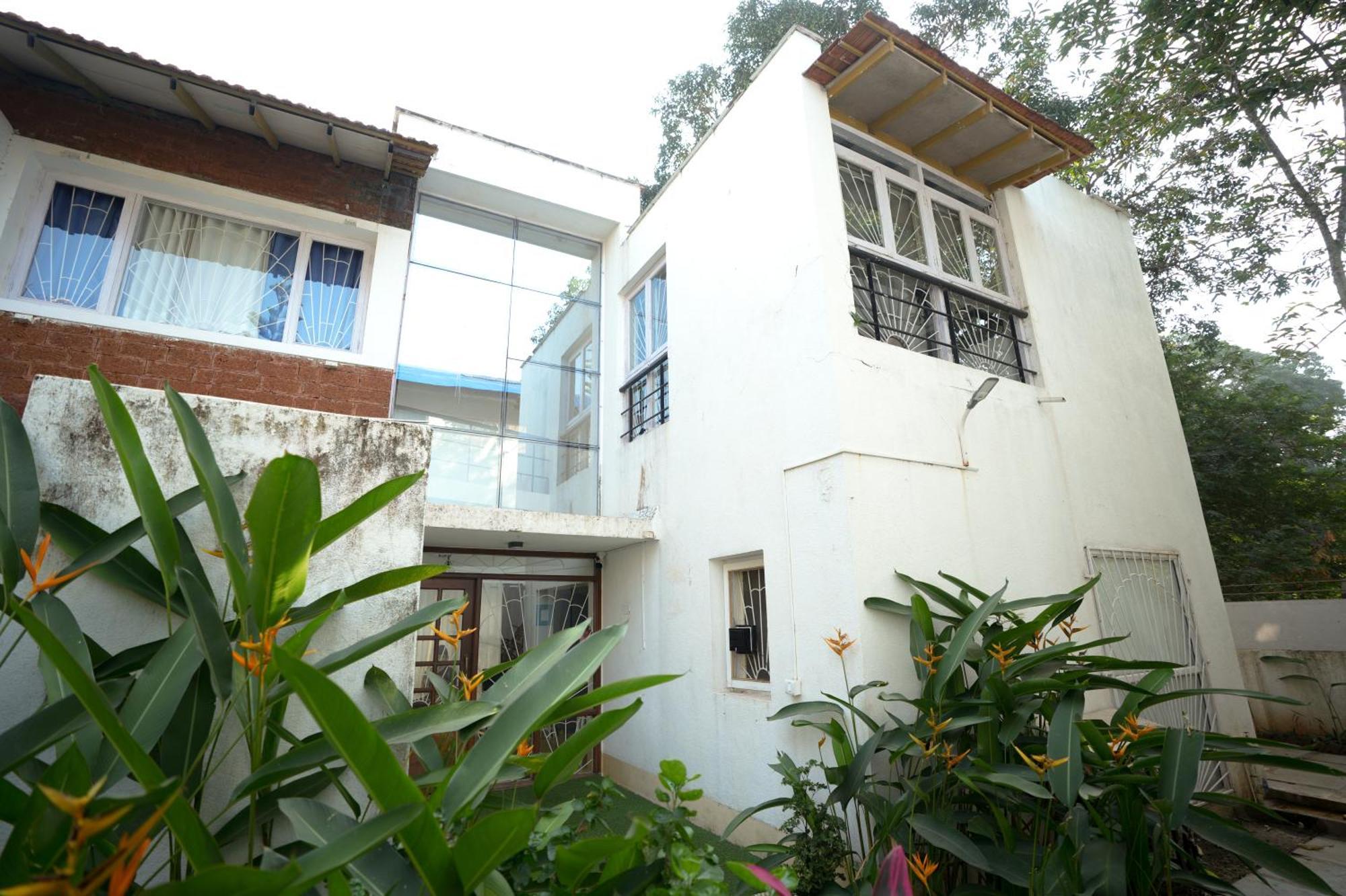 Villa M - Solitude 2 Candolim Goa 3Bhk, Pool Facing, Near Beach, Free Breakfast, Free Wifi And Prime Location Luaran gambar