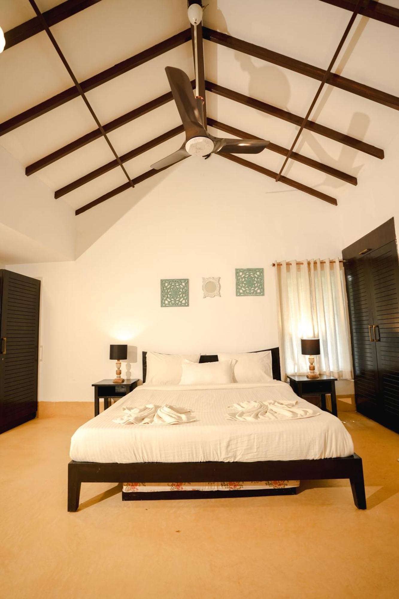 Villa M - Solitude 2 Candolim Goa 3Bhk, Pool Facing, Near Beach, Free Breakfast, Free Wifi And Prime Location Luaran gambar