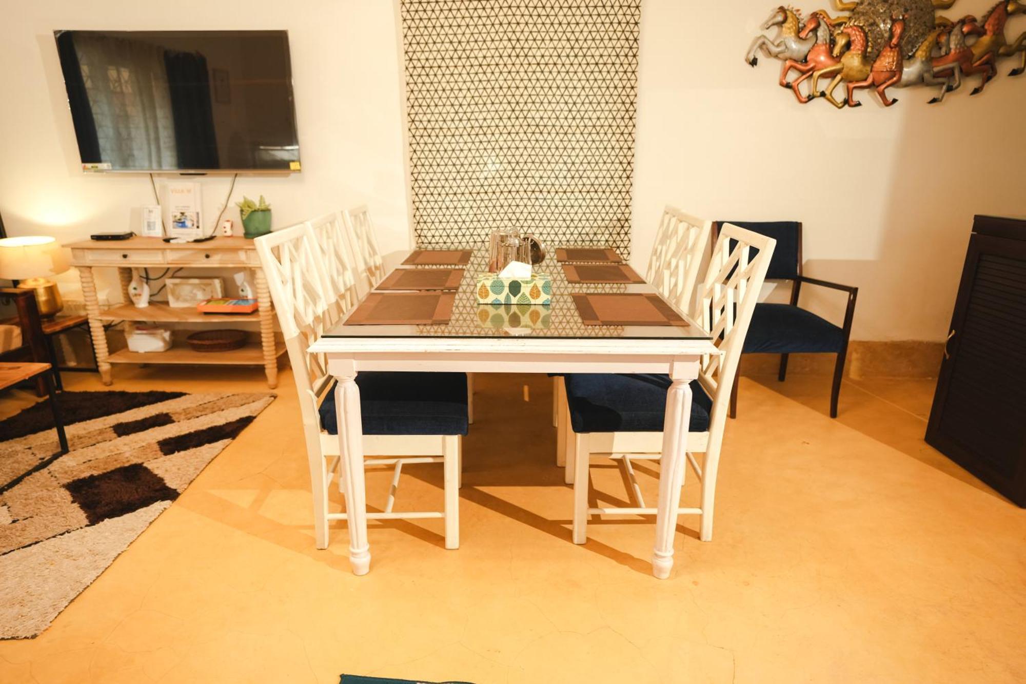 Villa M - Solitude 2 Candolim Goa 3Bhk, Pool Facing, Near Beach, Free Breakfast, Free Wifi And Prime Location Luaran gambar