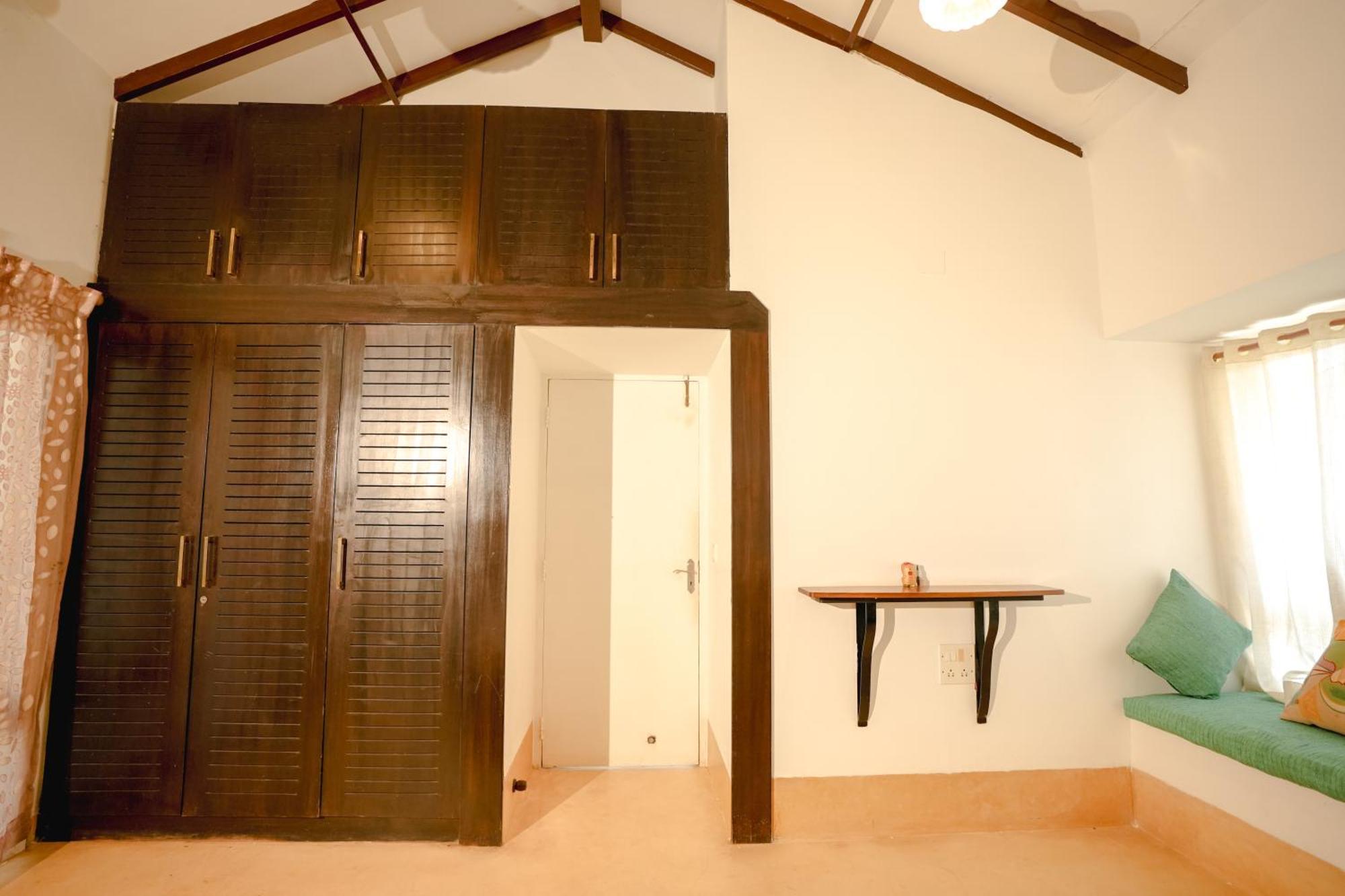 Villa M - Solitude 2 Candolim Goa 3Bhk, Pool Facing, Near Beach, Free Breakfast, Free Wifi And Prime Location Luaran gambar