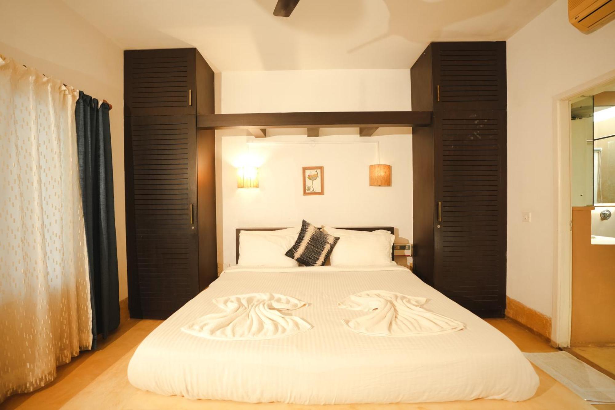 Villa M - Solitude 2 Candolim Goa 3Bhk, Pool Facing, Near Beach, Free Breakfast, Free Wifi And Prime Location Luaran gambar