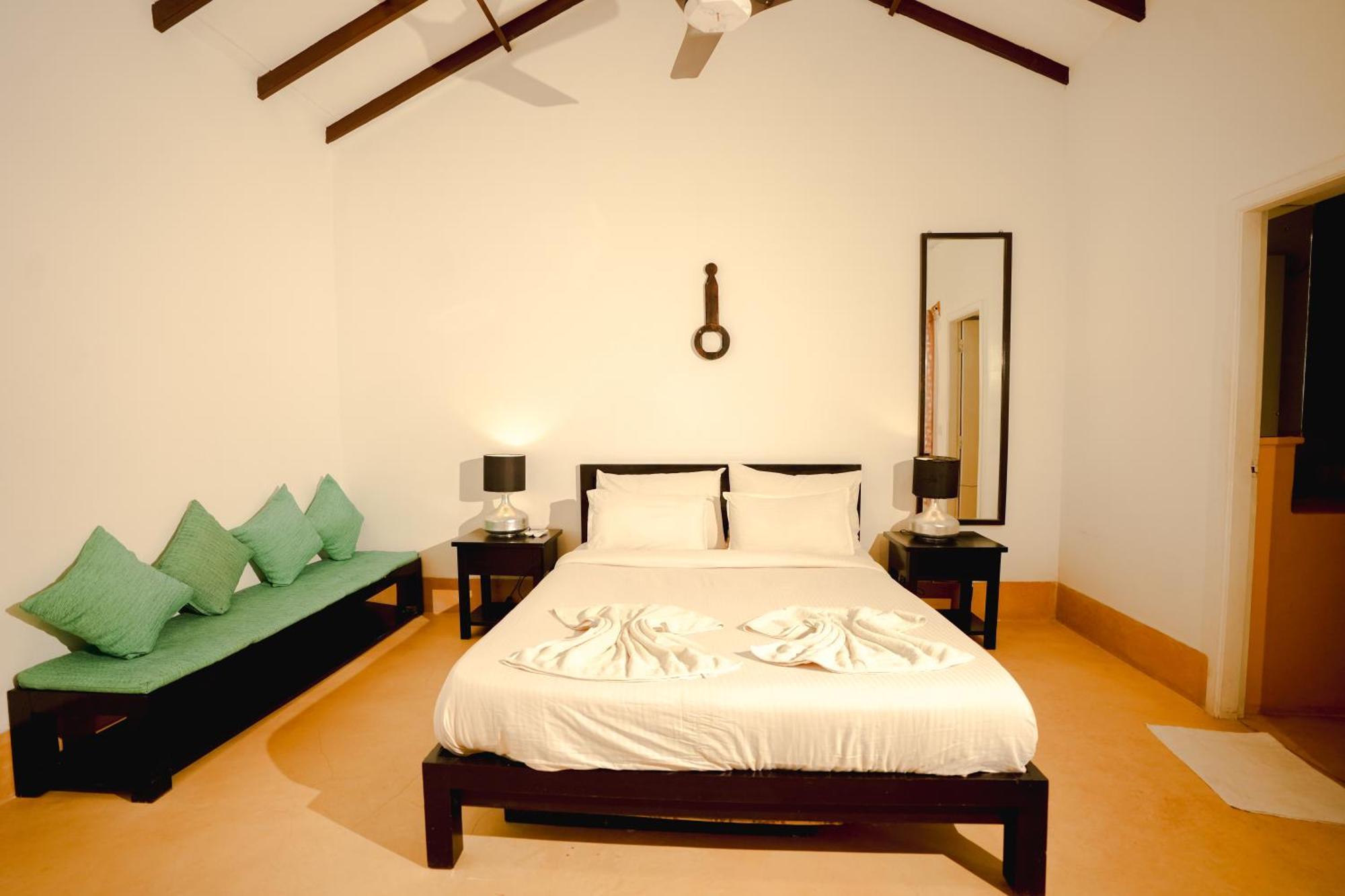 Villa M - Solitude 2 Candolim Goa 3Bhk, Pool Facing, Near Beach, Free Breakfast, Free Wifi And Prime Location Luaran gambar